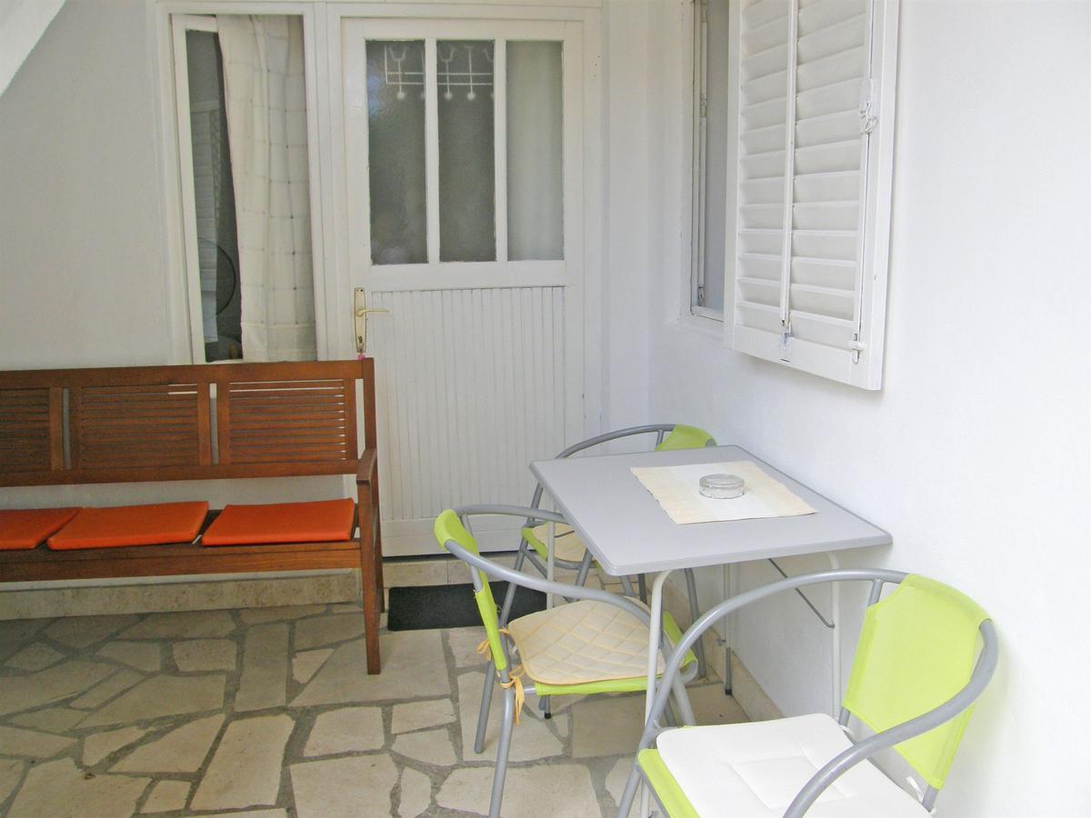 Apartment Milka Primošten Esterno foto
